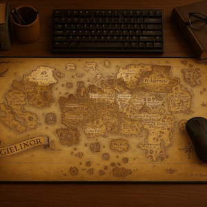 Tappetino da scrivania Osrs personalizzato, tappetino per mouse con mappa del mondo di Runescape, area di gioco gratuita con mappa fantasy vintage, tema Gielinor, tappetino per mouse da gioco