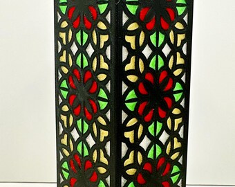 Vibrant USB Powered Decorative Stained Glass Desk Light - Perfect for Home and Office Ambiance