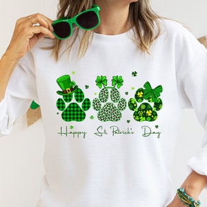 Happy St. Pawtrick's Day Dog Paw Shirt,St Patrick's Day Paws Shirt,Dog Paw St Paddys Day Shirt Gift For Dog Lover, St Patrick's Womans Shirt