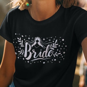 花嫁シャツ、花嫁になる人、婚約シャツ、ハネムーンシャツ、ブライダルギフト、ウェディングTシャツ、ブライダルシャワーギフト、花嫁Tシャツ、未来のミセス
