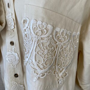 Vintage 1980s White Lace Denim Jacket Cream Collared Button Down Shacket Shirt Jacket Floral Lace Cottage Core Coquette image 2
