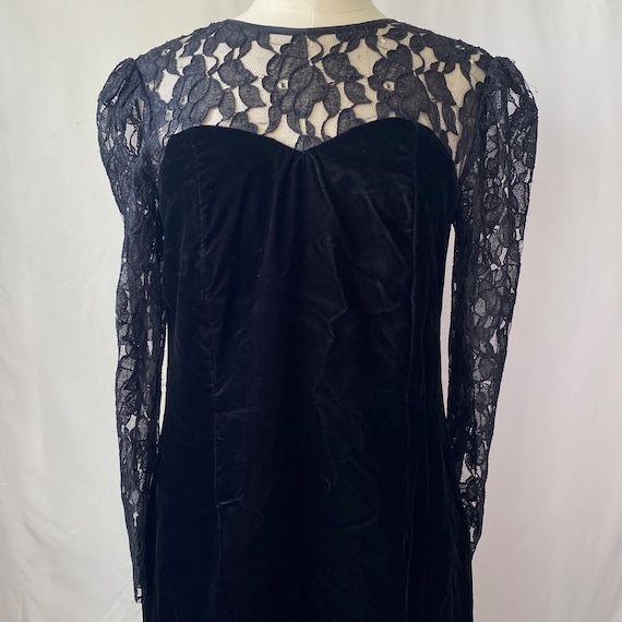 Vintage 1980s Black Velvet Dress with Lace Illusi… - image 1