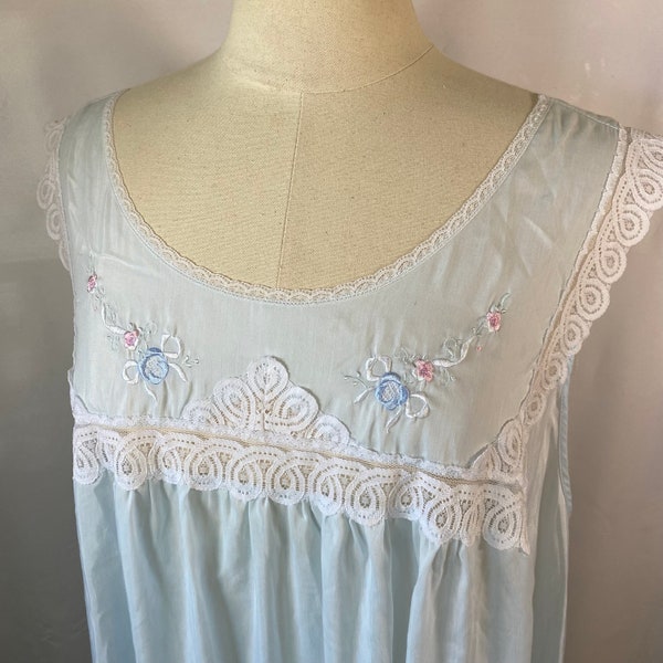 Vintage 1980s Pastel Blue Nightgown - Plus Size - Lace Floral Embroidery - Sheer Sleeveless Lingerie Sleepwear Loungewear - Coquette Cottage