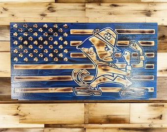 Letrero de madera con la bandera de Notre Dame, personalizado, hecho a mano, único, arte mural de Notre Dame College, idea de regalo, regalos de Navidad, bandera universitaria