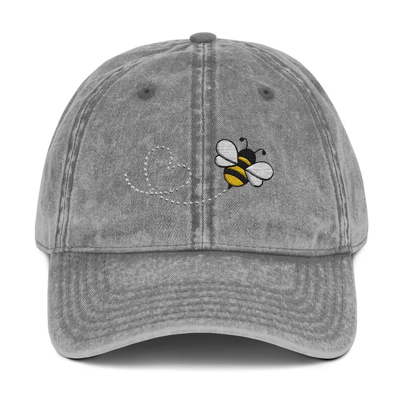 Gorra de béisbol con abeja bordada, estilo vintage de sarga de algodón Charcoal Grey