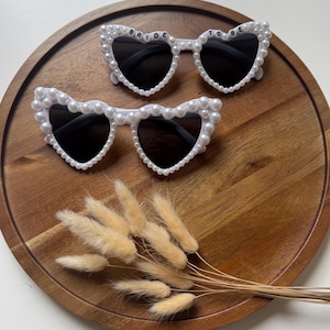 Perlen-Herz-Sonnenbrille: Brautparty Junggesellinnengeschenk