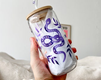 Metallic mystic Snakes glazen beker, Witchy Libbey glazen blikje glazen rietje, gepersonaliseerde grillige beker, Boho Snake Celestial, uniek vakantiecadeau