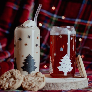 Christmas Libbey Glass Cold Cup, Cute Xmas Gift Cup, Christmas Tree Decor Design Cups, Iced Coffee Christmas With Lid and Glass Straw, Gold.