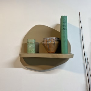 Decorative Bookshelf, Wavy Shelf, Aesthetic Shelves, Floating Wall Storage