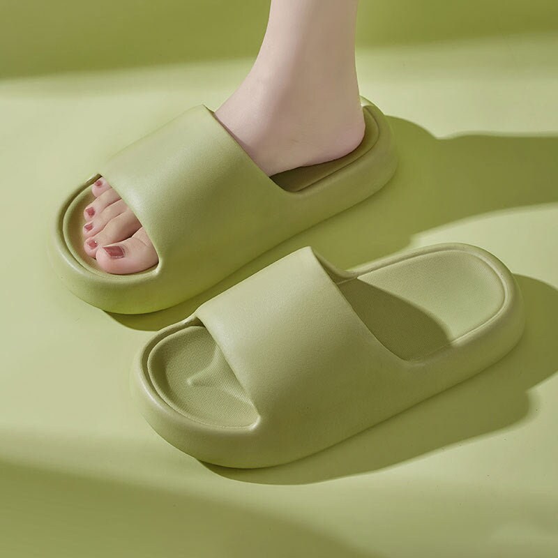 Bathroom slippers for 2025 girls
