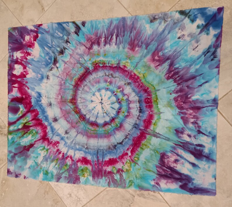 Colander Gravity Ice Dye Tapestry 1 Yard Cotton Etsy