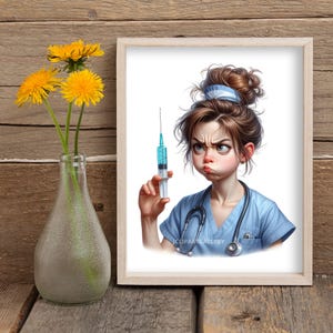K&ouml;nnte beinhalten: Eine Cartoon-Illustration einer Krankenschwester mit einem strengen Gesichtsausdruck, die eine Spritze h&auml;lt. Sie tr&auml;gt ein blaues Oberteil mit einem Stethoskop um den Hals. Der Hintergrund ist wei&szlig;.