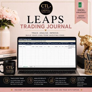 以下が含まれることがあります： ノートパソコンの画面に表示されたデジタルLEAPSトレーディングジャーナルスプレッドシート。エントリー日、ティッカー、企業名、株価、権利行使価格、満期日、満期までの日数、支払プレミアム、コメント、総コスト、デルタ、インプライド・ボラティリティ、決算日などの列が含まれています。