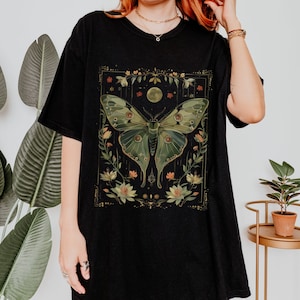 Vintage Moth Shirt in Cottagecore Aesthetic, Comfort Colors Luna Moth Tshirt, Dark Academia Tee with Goblincore, Botanical Gift for Her