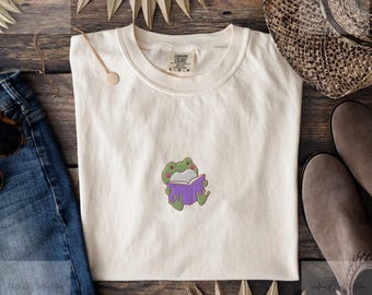 Embroidered Frog T-shirt, Reading Lover Shirt, Minimal Design Tee