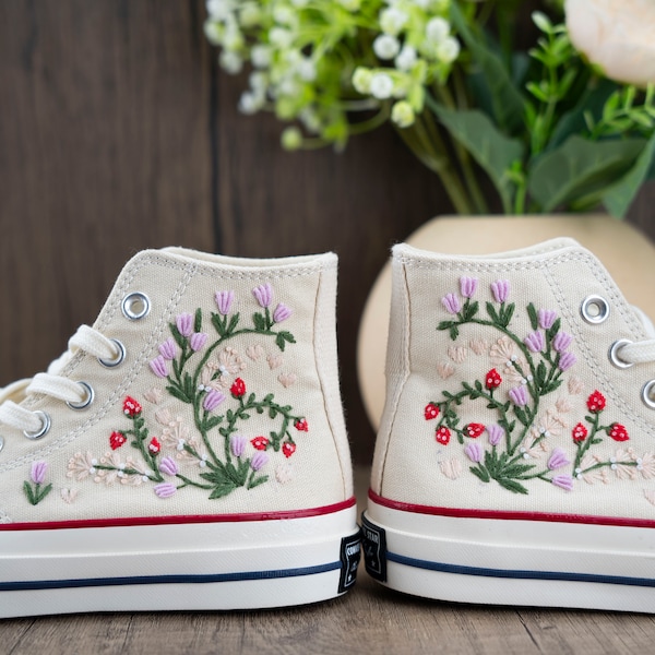 Converse Embroidery,Converse Custom,Converse Design,1970s shoe,Converse shoe,HandmadeCustomizable,Converse Chuck Taylor 1970s,gifts for her