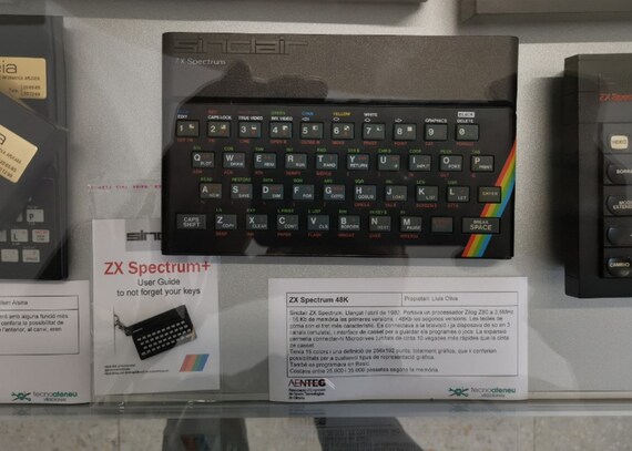 Sinclair ZX Spectrum Keychain - Etsy