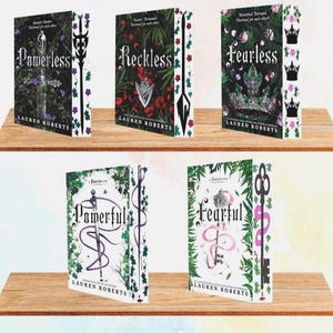 The Powerless Trilogy, Fearful, Powerful von Lauren Roberts: Sprayed Edges Special Edition Books