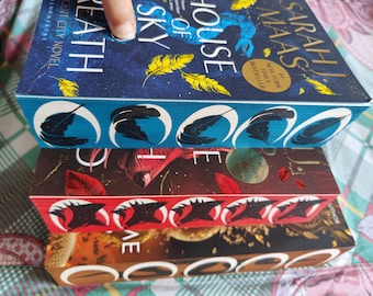 Crescent City Series, House of Earth and Blood, House of Sky and Breath, House of Flame and Shadow, Sarah J Maas SprayedEdges SpecialEdition