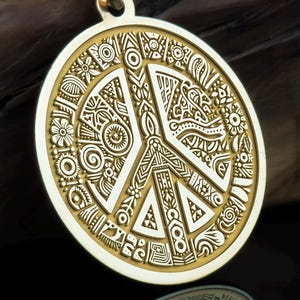 14K Solid Gold Peace Sign Pendant, Boho Hippie Necklace with Tribal Art, Symbolic Peace Jewelry, Handcrafted Ethnic Design Charm