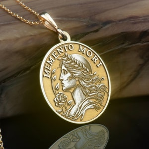 14K Solid Gold Memento Mori Pendant Necklace, Memento Mori Queen Charm, Silver Carpe Diem Necklace, Unique Gothic Jewelry Gift