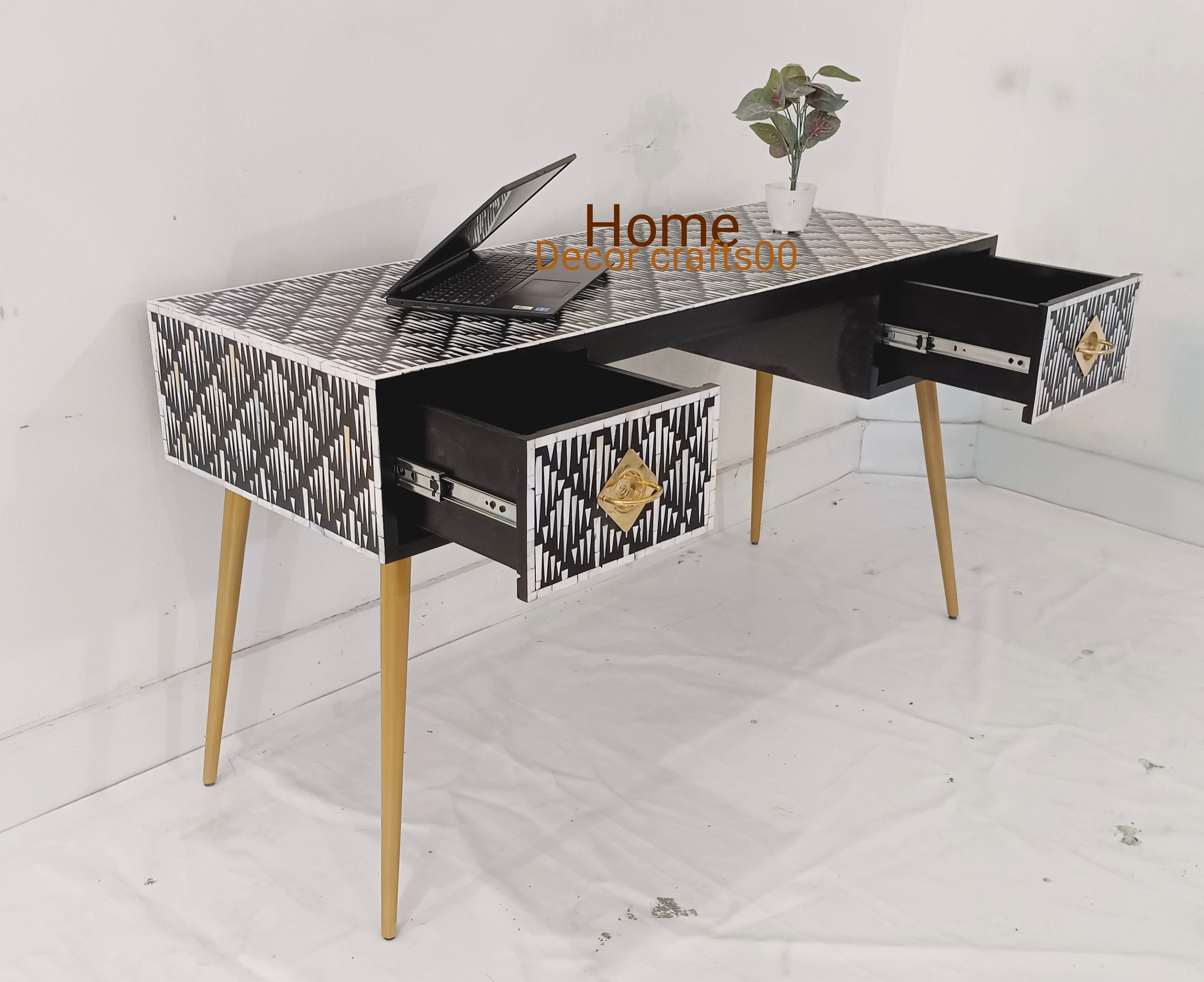 New Handmade Mother of Pearl Inlay Work Desk, Mop Inlay Laptop Table ...