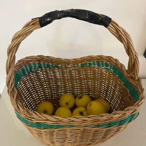 Vintage wicker basket image 2