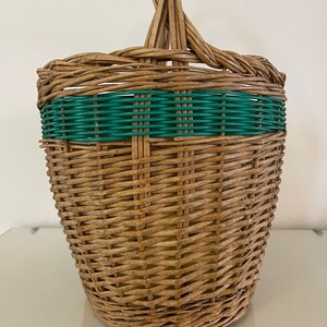 Vintage wicker basket image 4