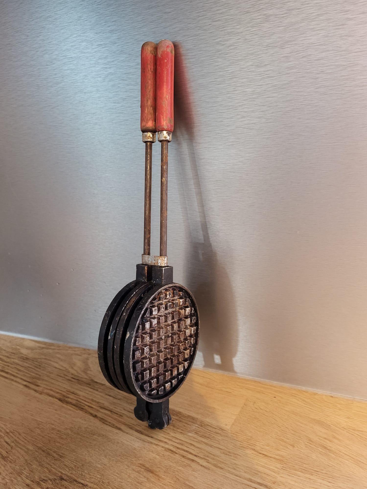 フランス アンティークワッフル メーカー 焼き器 キャストアイロン 100