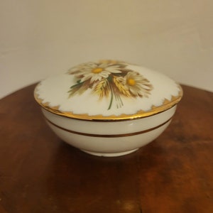 Boite à bijoux porcelaine