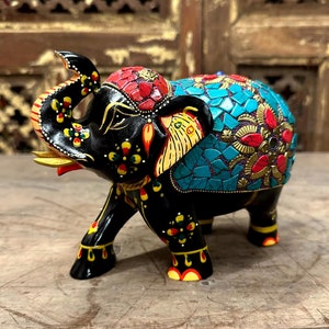 Ceramic Elephant Knick Knack | Elephant Statue | Animal Figurine | Cute Decor | Small Object for Table Decor | Sculpture | Cute Animal Decor