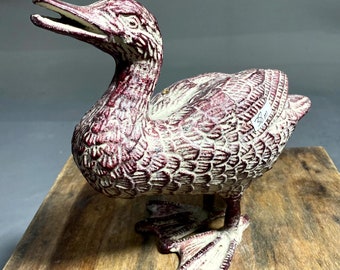 Adorno de cisne de latón, elegante escultura de cisne, elegante estatua de pájaro, figura de cisne única, estatua de cisne pintada, decoración de jardín, pájaro decorativo
