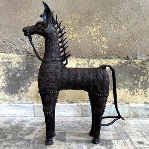 Antike rustikale Bronzepferdestatue, Pferdefigur, Gartendekor, antike Eingangsstatue, Veranda, Gedenkstatue, Geschenk für Pferdeliebhaber
