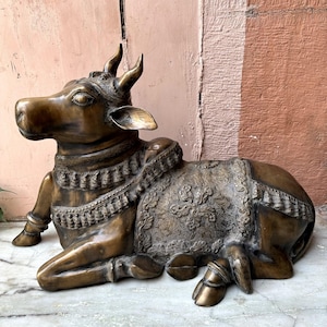 Old Brass Indian Nandi Figurine, Hand Carved Nandi, Brass Art Decor, Good Luck Statue, Nandi Sculpture, Bull God, Traditional Holy Cow