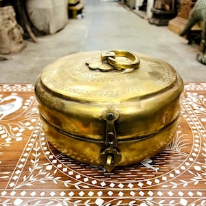Handcrafted Round, Metal Container; with Lid, Antique Home Decor; antique brass container, metal storage container; brass decorative box
