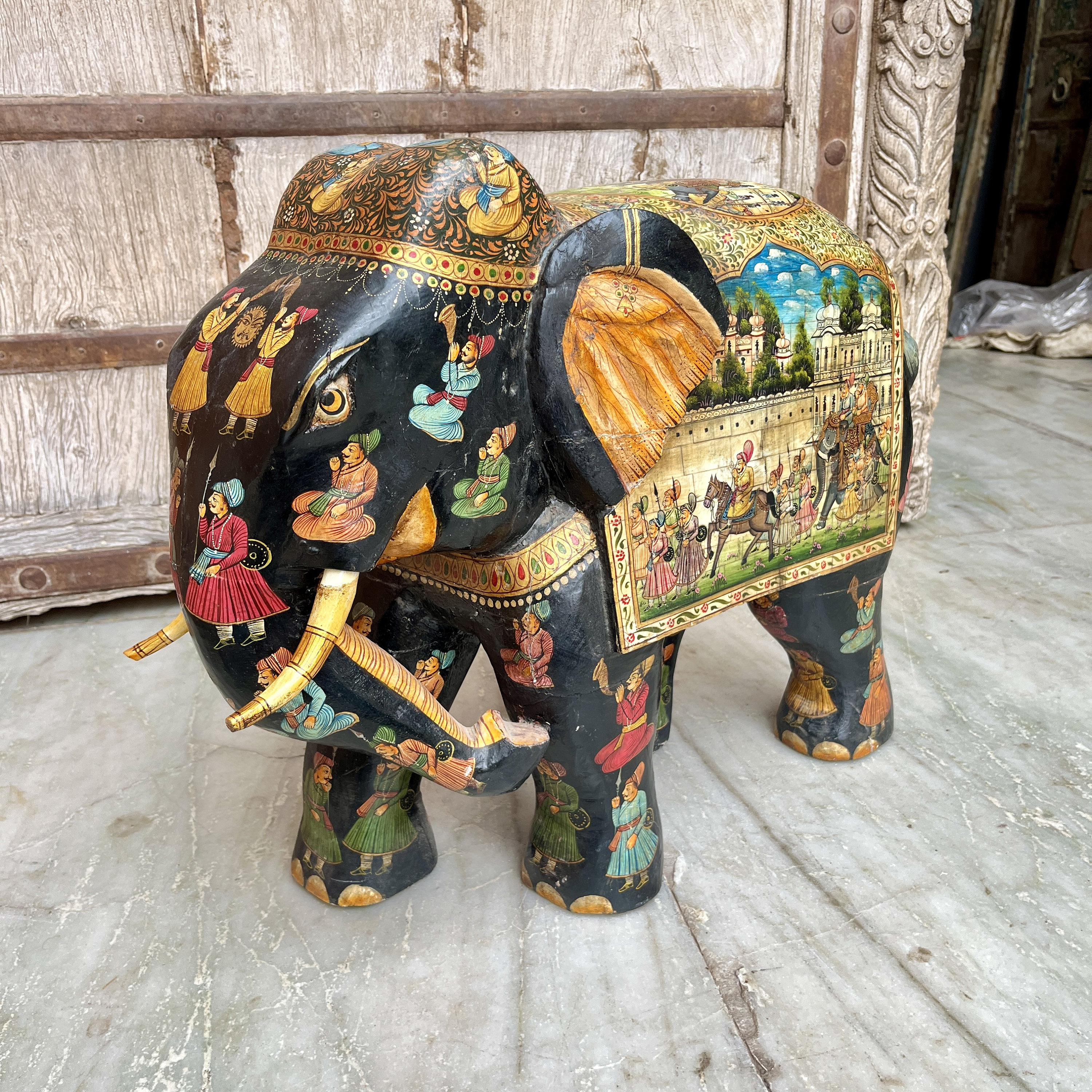 ムガル時代の手描きの象の像、インドの手工芸品、芸術愛好家への贈り物 