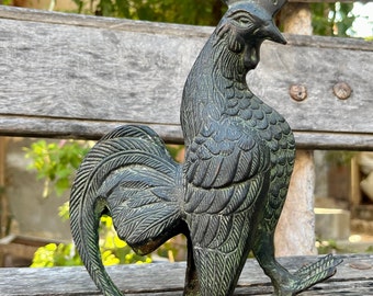 Cast Iron Pretty Rooster Farmhouse Sculpture, Elegant Gift for Farmer, Rooster Cockerel, Decorative Rooster, Rustic Home and Garden Decor