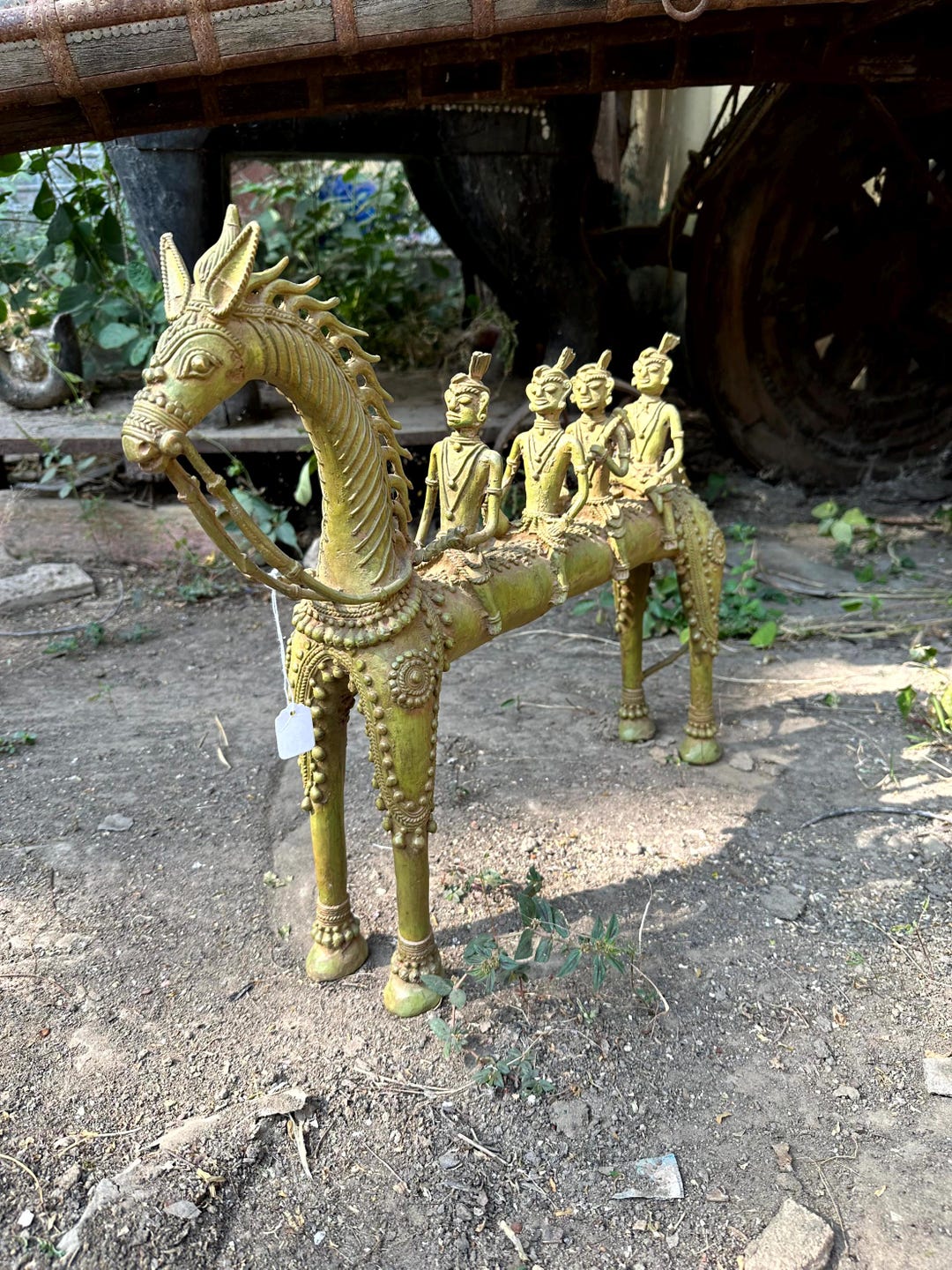 黄金の馬の彫刻 | 中国の馬の像 | 家庭や職場用のエレガントな装飾品