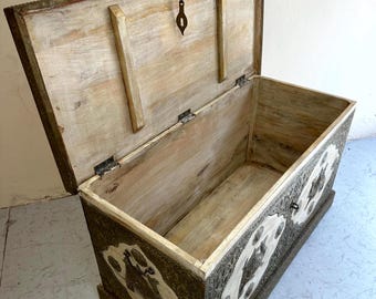 Bentwood Steamer Trunk with Engraved Brass Unique Toy Chest Bed End Storage Bench Furniture Toys storage box Big size chest treasure chest