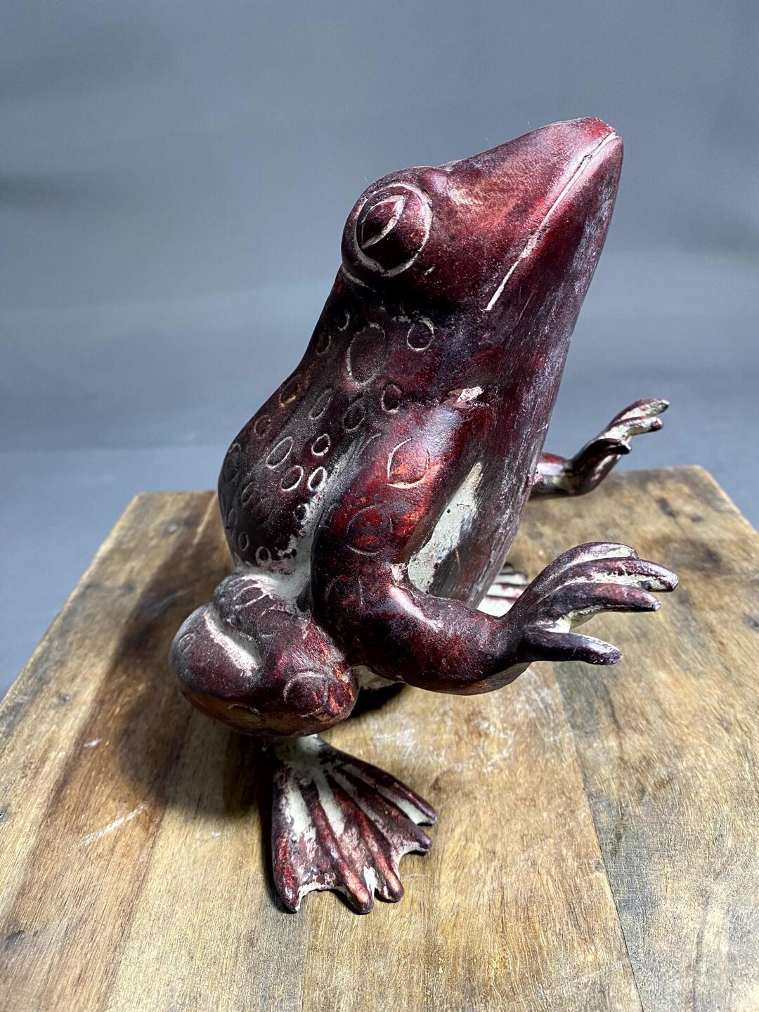 Rustic Frog Red Decorative Frog Sculpture, Garden Decor, Painted Frog, Rustical ...