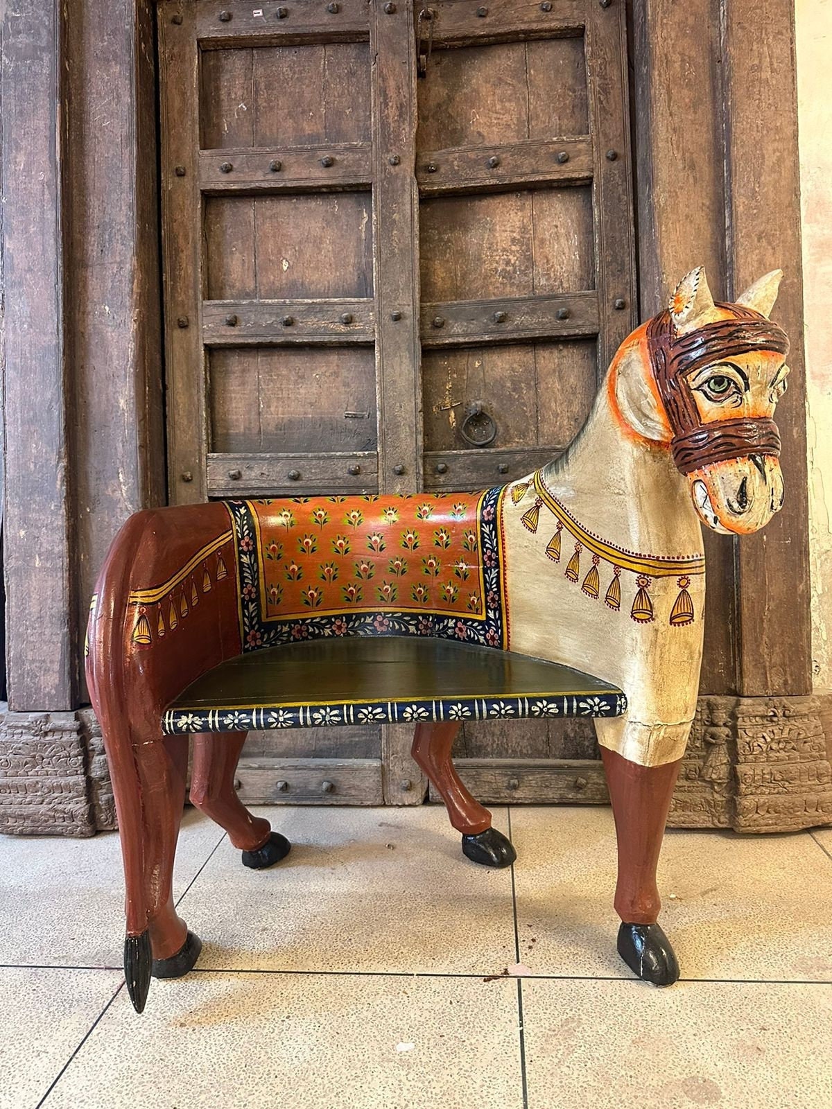 【中古】 Race Horses / Furniture Ethnic Chair Art, Wooden Horse Chair, Accent Furniture, Vintage