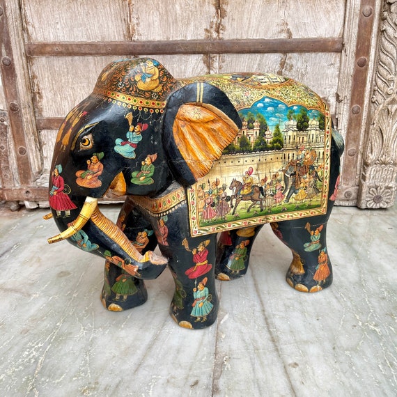 陶器製インド風象の置物 ムガル時代の手描きの象の像、インドの手工芸品、芸術愛好家への贈り物