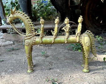 黄金の馬の彫刻｜中国の馬の像｜家庭や職場向けの優雅な装飾品｜動物の