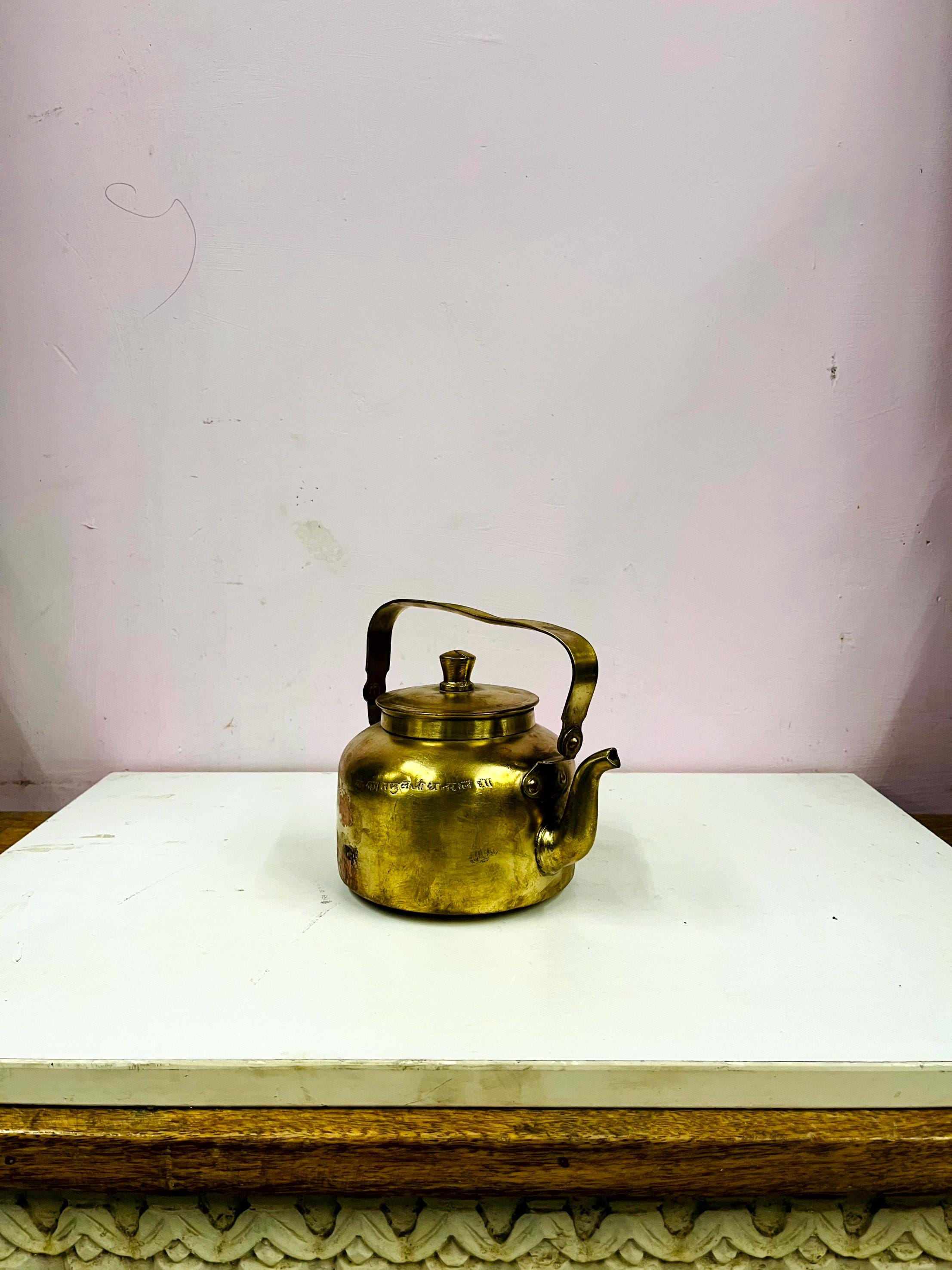 アンティーク真鍮ティーポット、ヴィンテージティーケトルコレクター