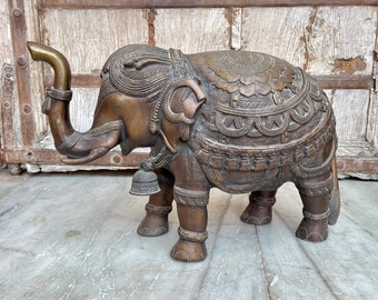 ブロンズ製象の彫刻 、置物 ブロンズ製象の彫刻 、置物 Amazon.co.jp: 象の彫刻の装飾1組 -