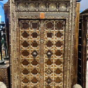 Large Antique Wooden Door with Attractive Carving, Heritage Style Wooden Door, Indian Haveli Handmade Door, Vintage Unique Teak Wood Door