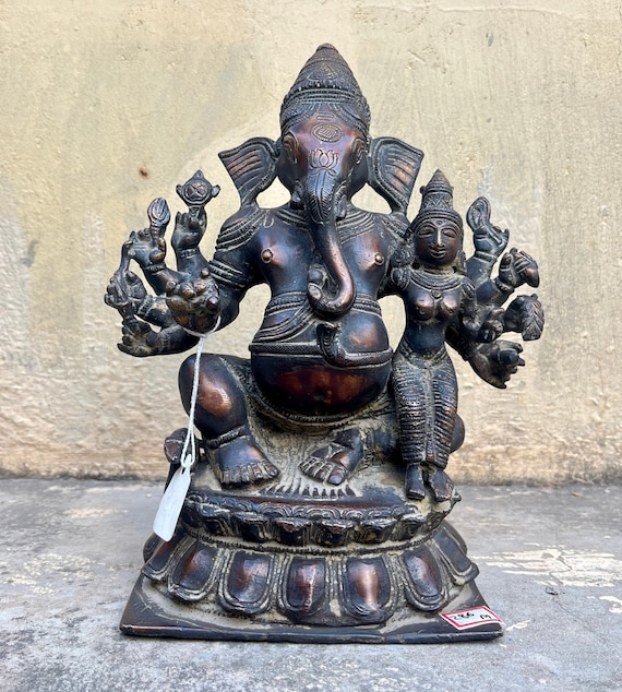 仏教美術　ガネーシャ　銅像　真鍮製　高さ33cm 重量6.6kg ガネーシャ（聖天） ダンシングガネーシャ 真鍮製 仏像 置物