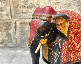 インドの手工芸品、手彫り、木製塗装象像、象の展示品、収集価値のある