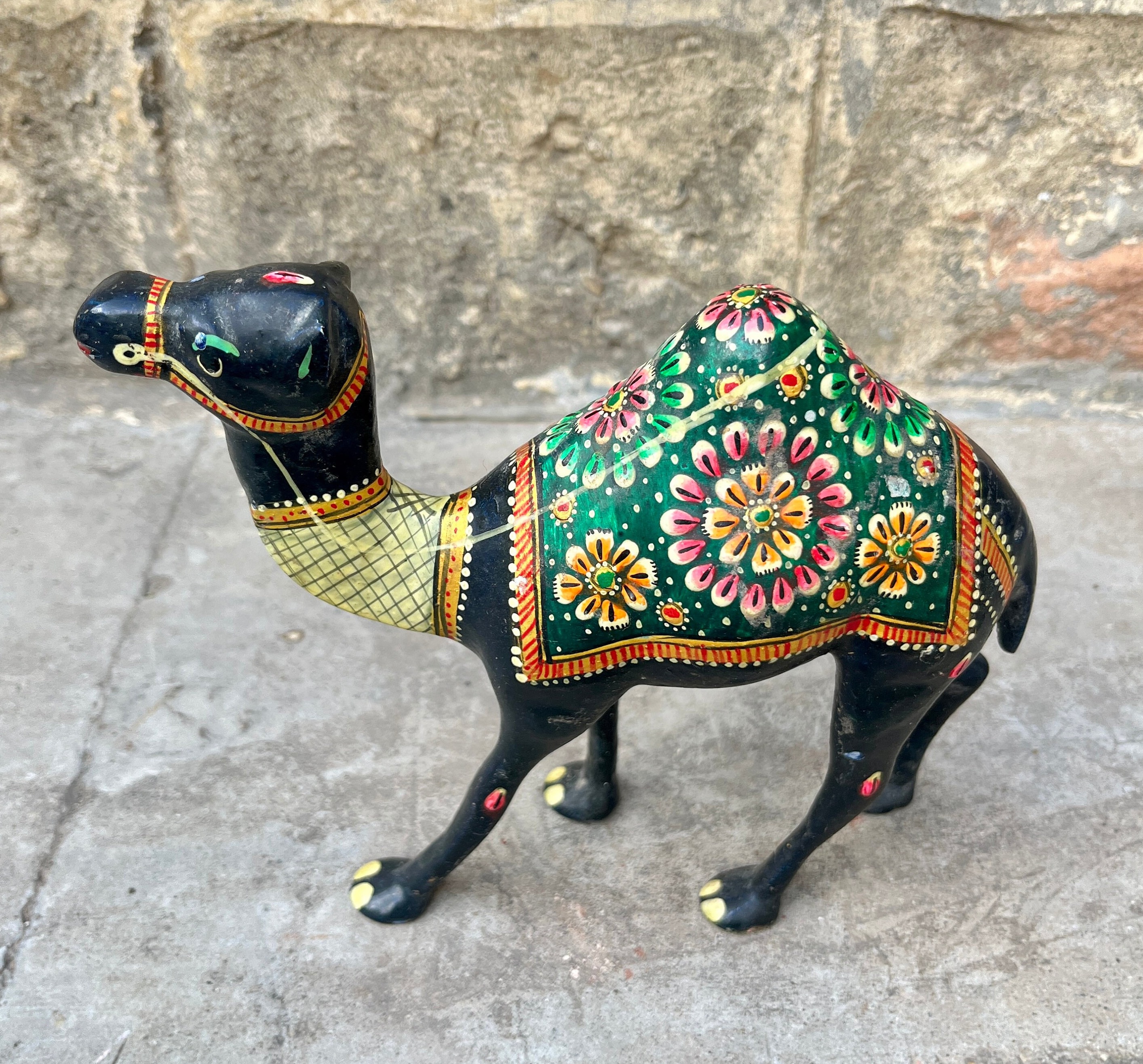 Camel Lovers, Decorative Wooden Camel Statue, Handcrafted