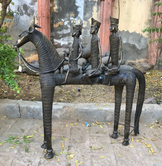 アフリカ部族金属彫刻像／アンティーク品 真鍮オブジェ